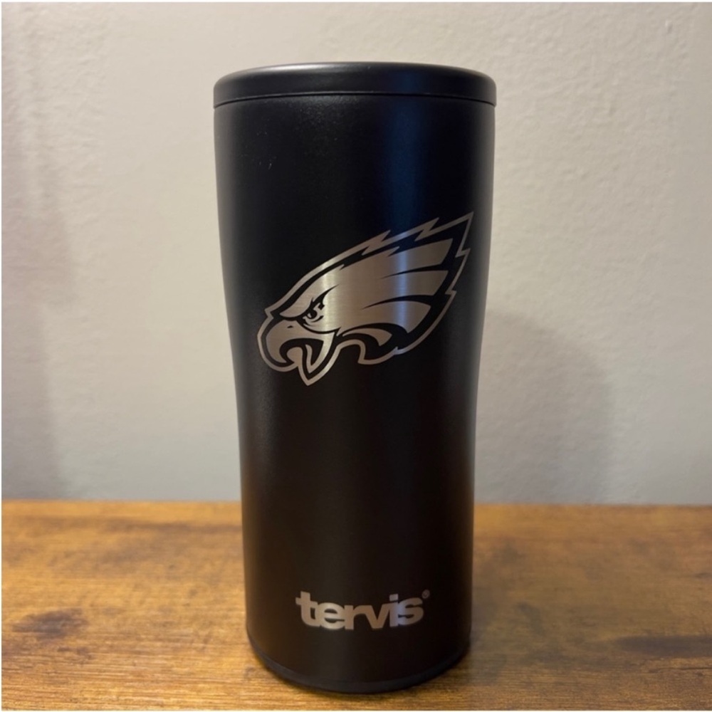 NFL Philadelphia Eagles Tervis Slim Can Cooler, 12 Oz. - Picture 5 of 11